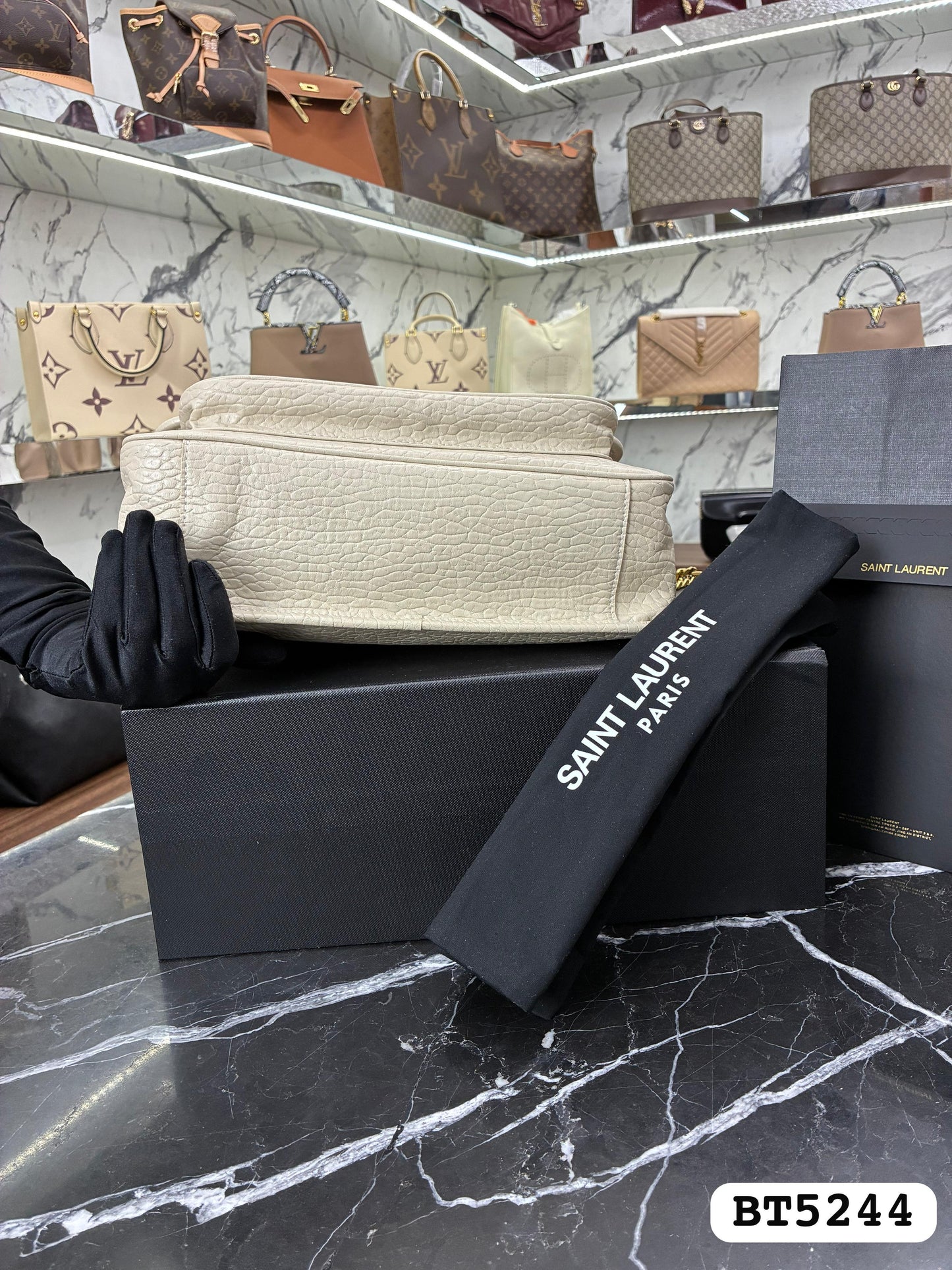 Bolso YSL
Niki