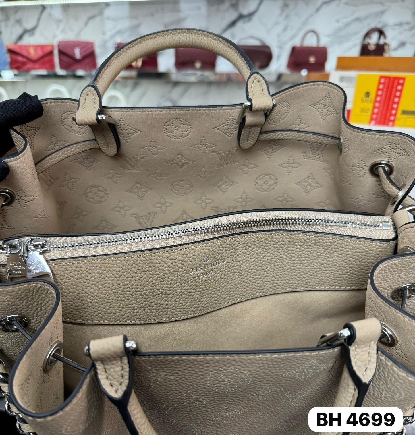 Bolso Lv
BELLA