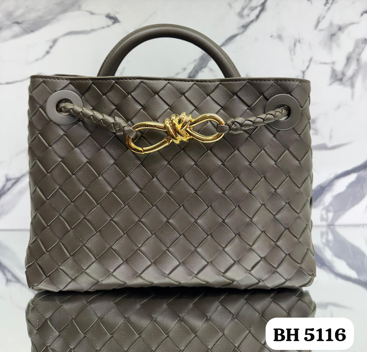 Bolsa BOTTEGA
*Andiamo pequeño*
CÓDIGO (BH5116)