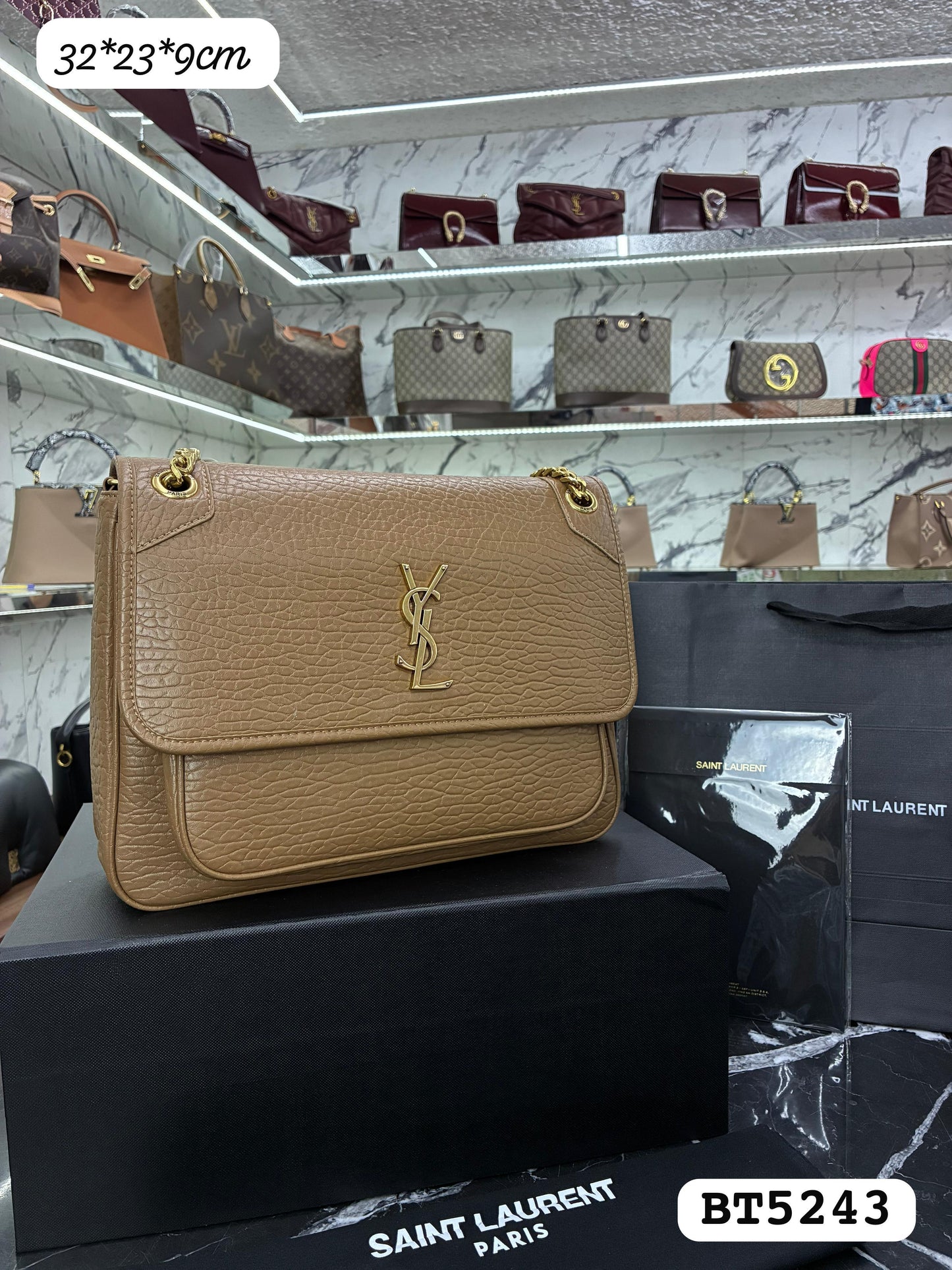 Bolso YSL
Niki
