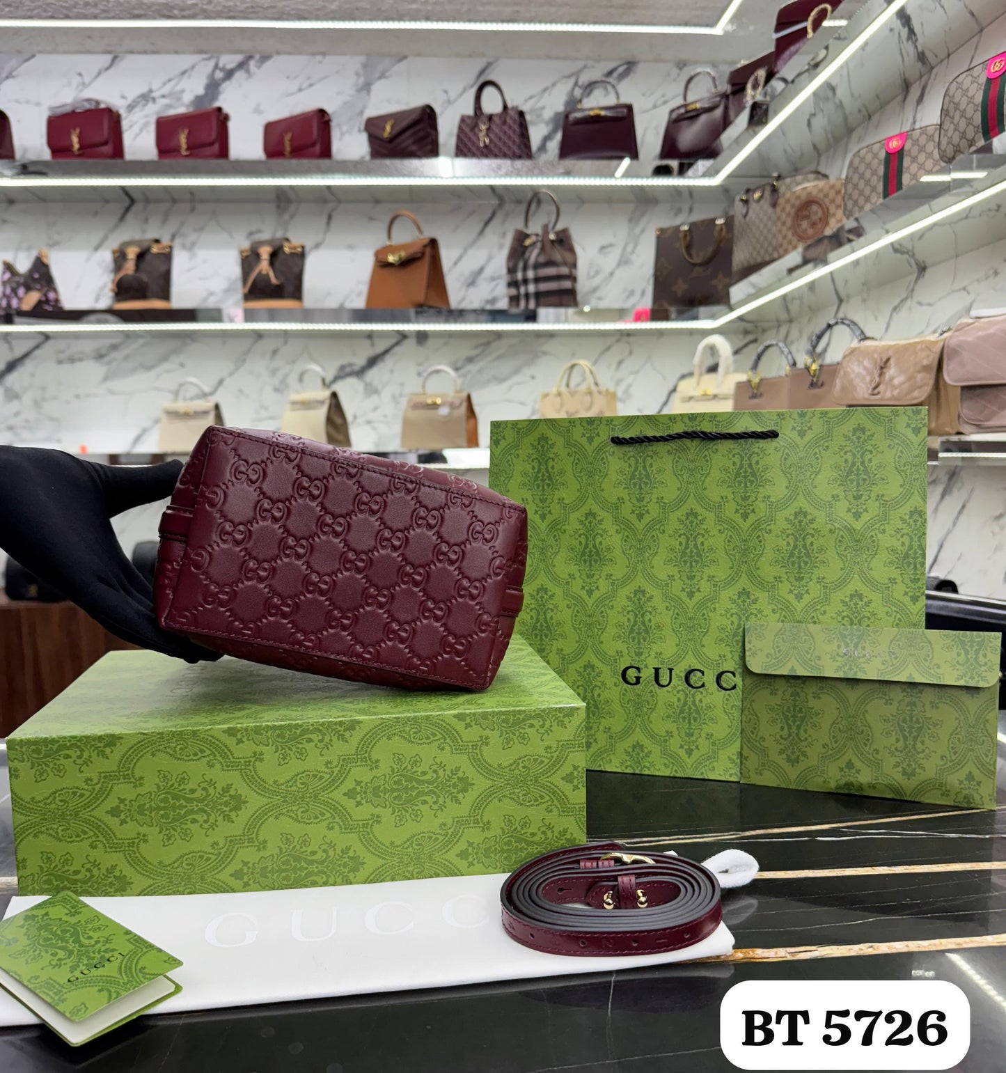 Bolso GUCCI
bombonera GG