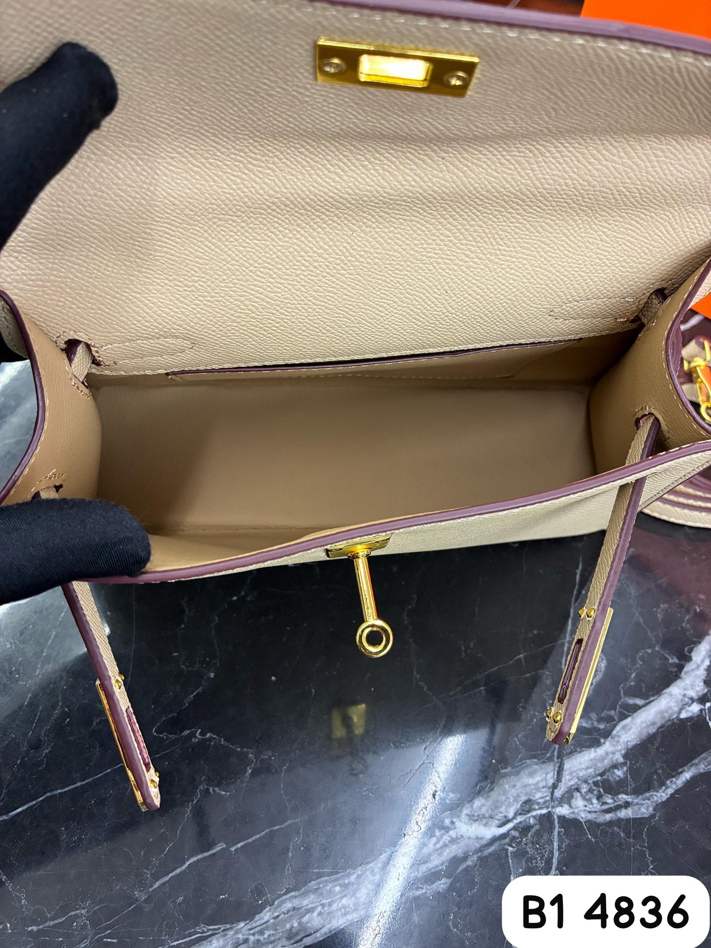 BOLSO HERMES
MINI KELLY