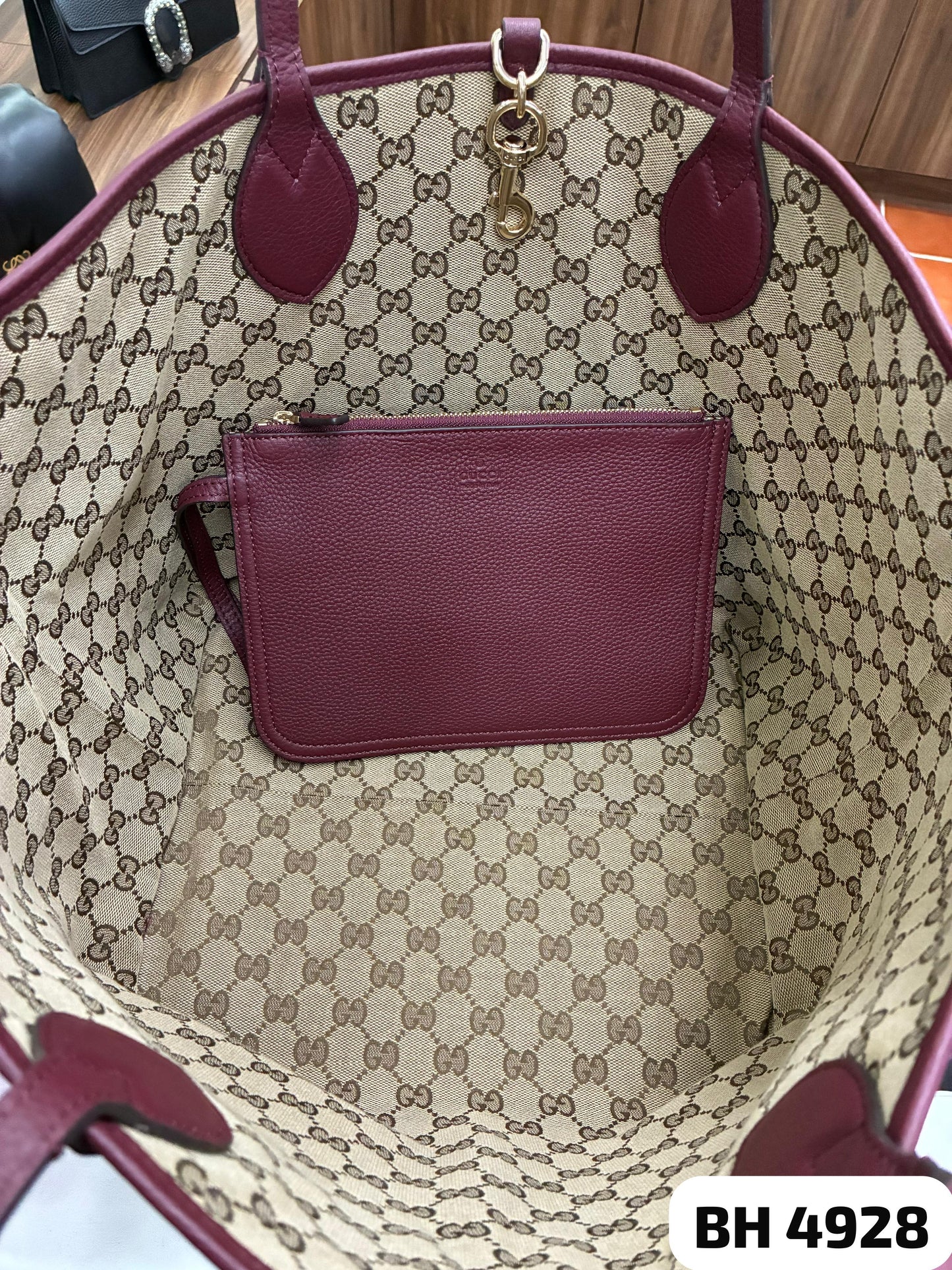 Bolso Gucci
GUCCI TOTISSIMA
