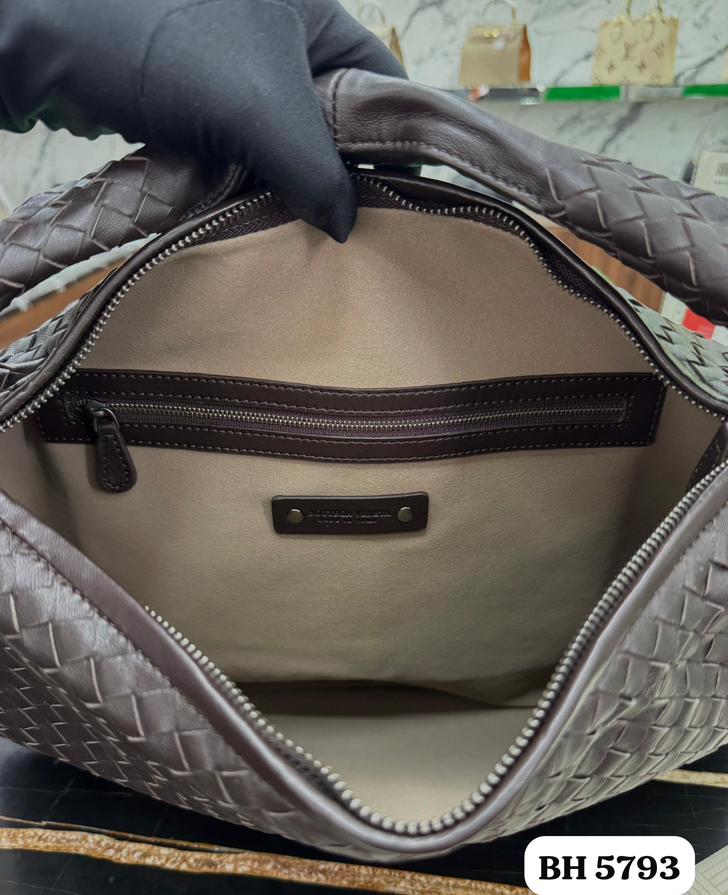 Bolso BOTTEGA
Hobo