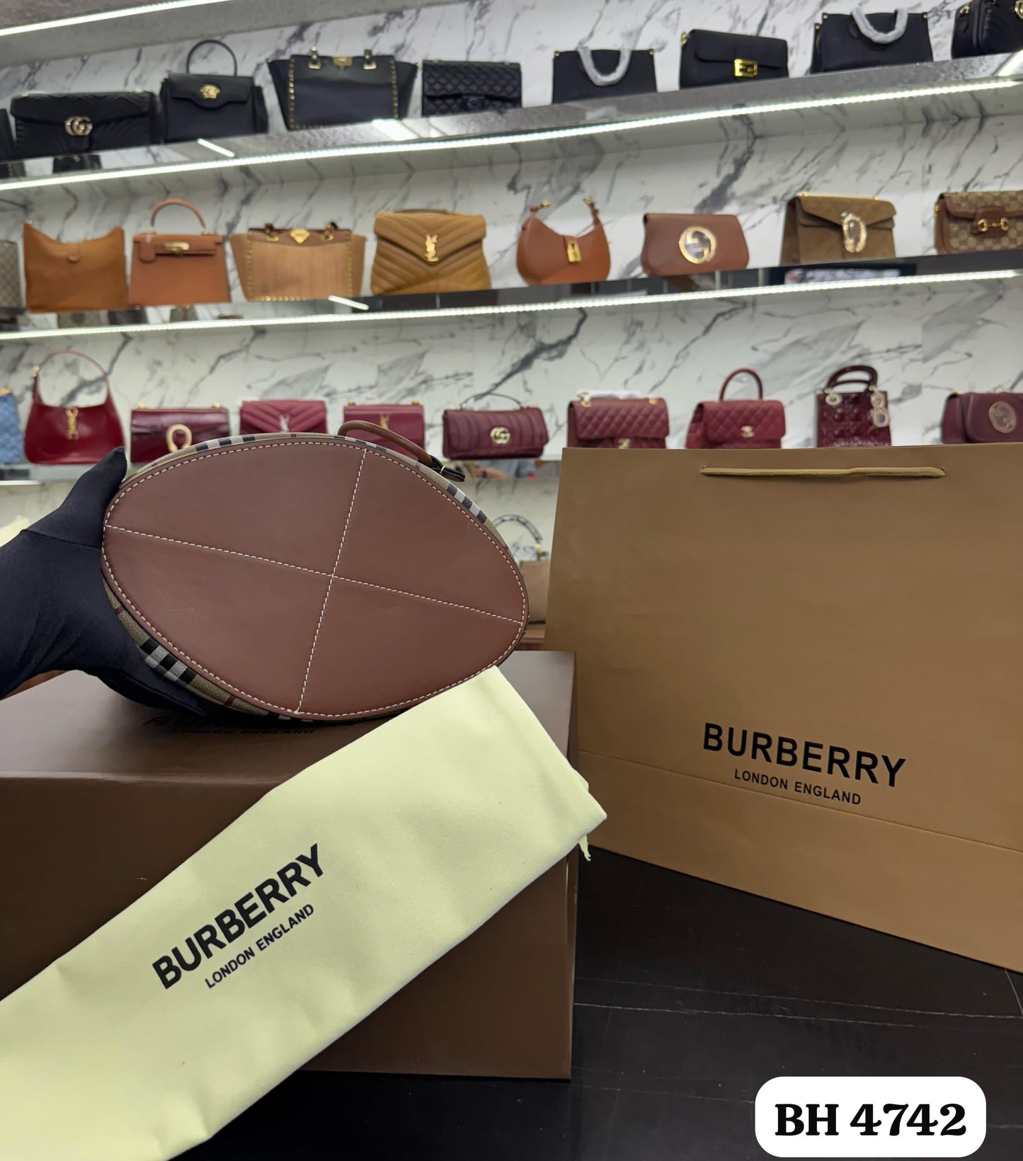 BOLSO BOMBONERA BURBERRY