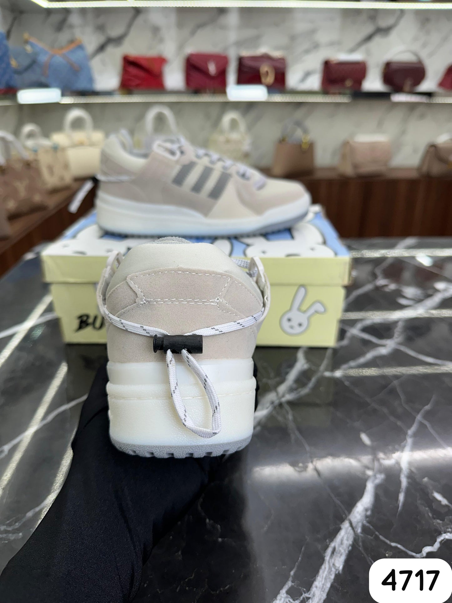 TENNIS ADIDAS