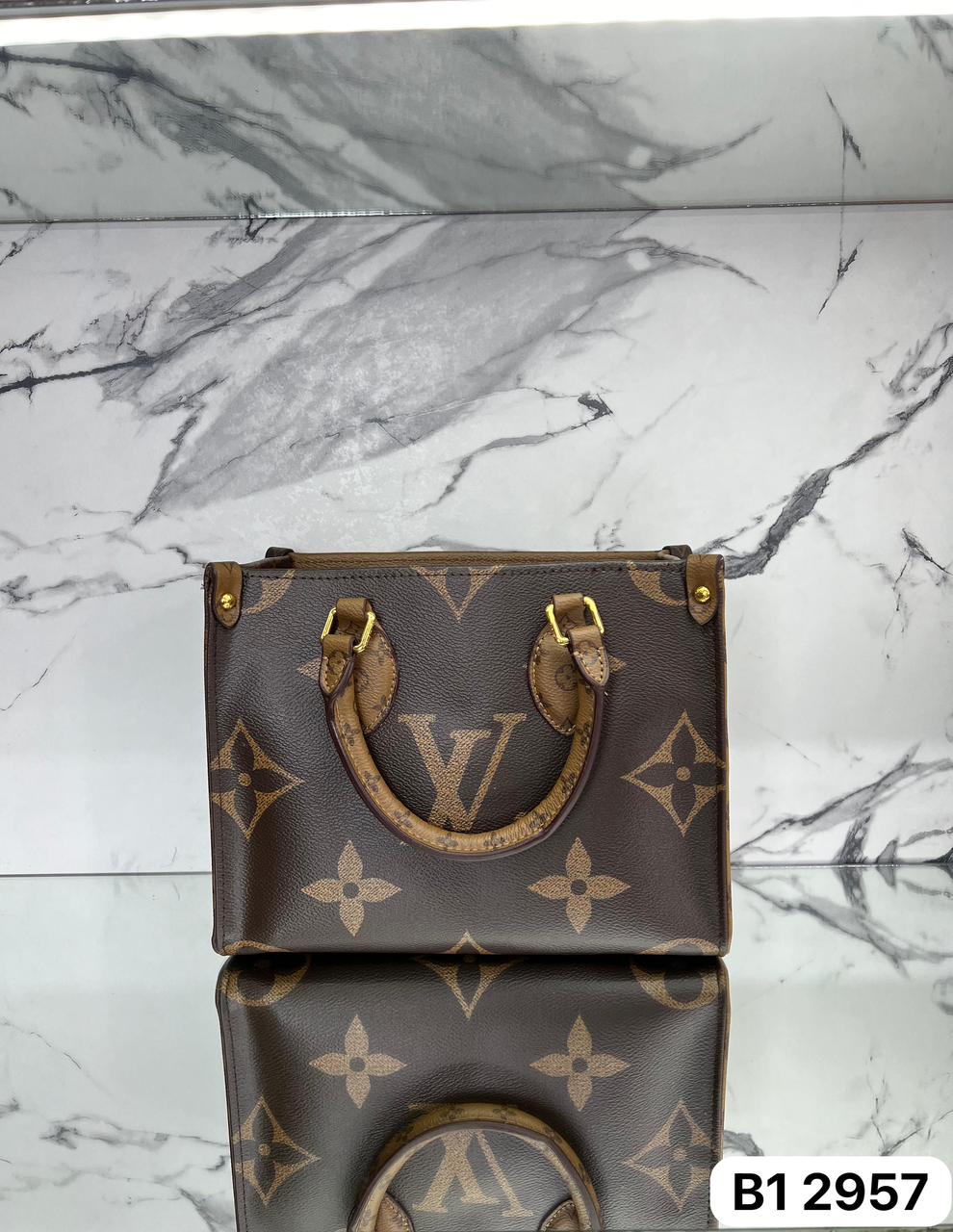 BOLSO LV ONTHEGO