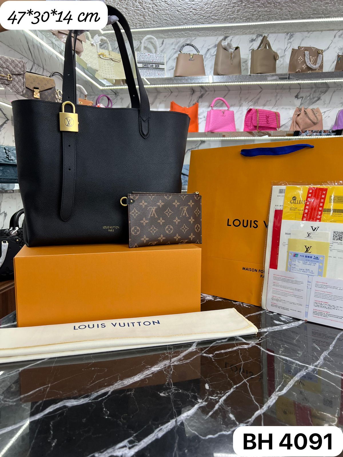 BOLSO LV LOW KEY CABAS MM