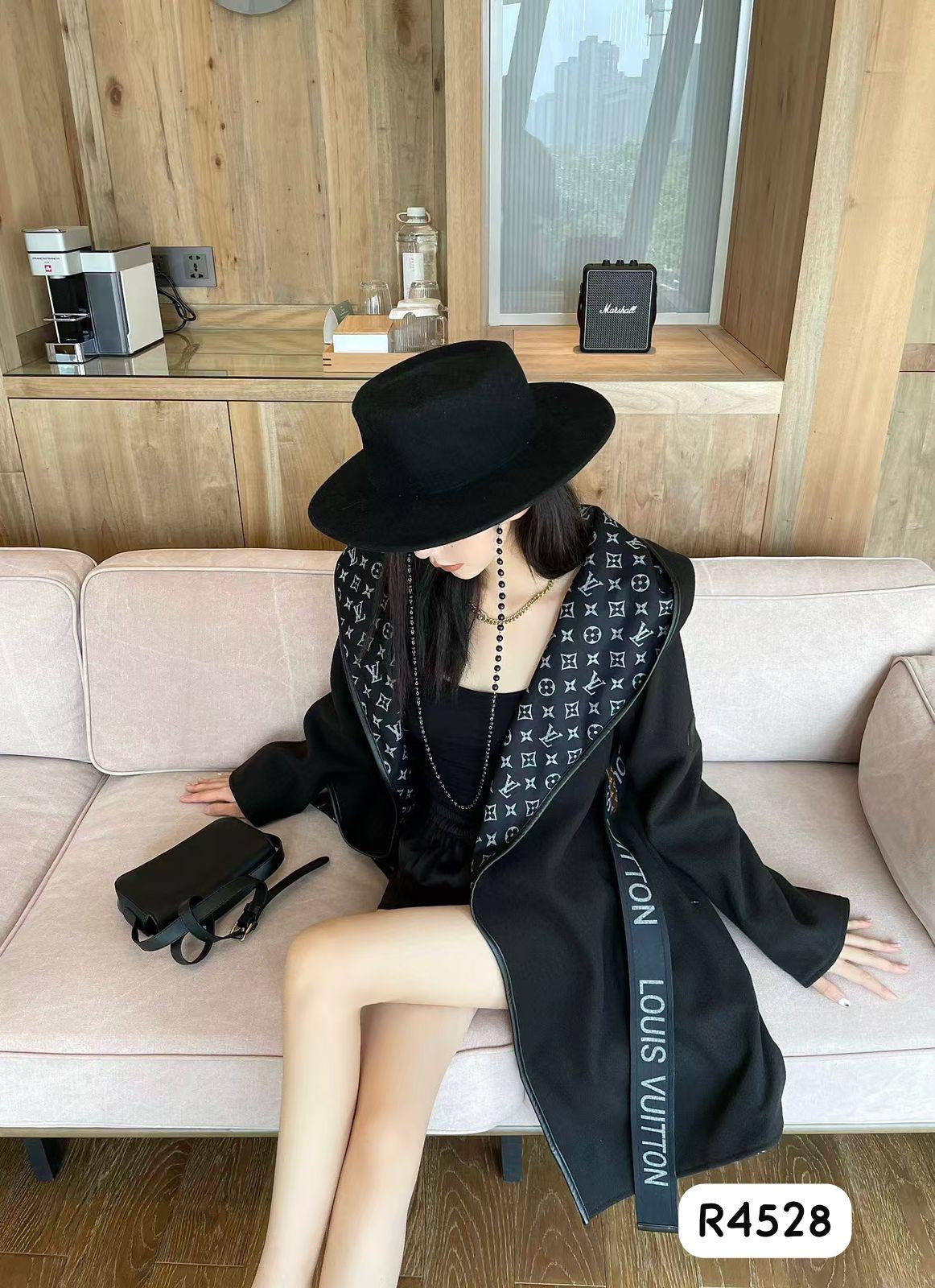 GABARDINA LV