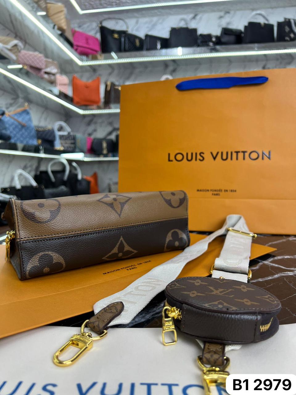 BOLSO LV ONTHEGO EAST WEST
