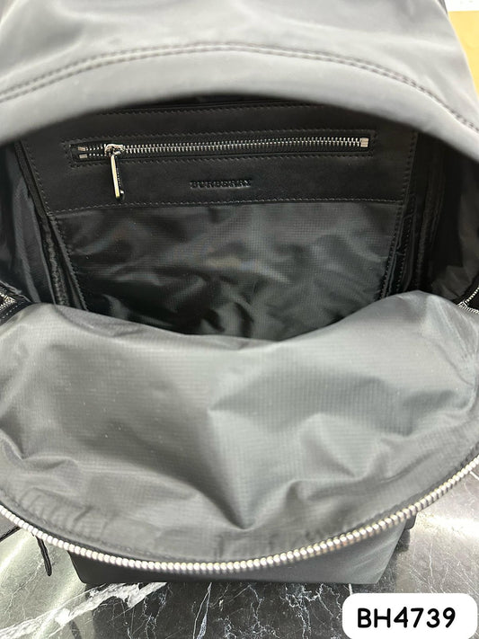 MOCHILA BURBERRY&nbsp;