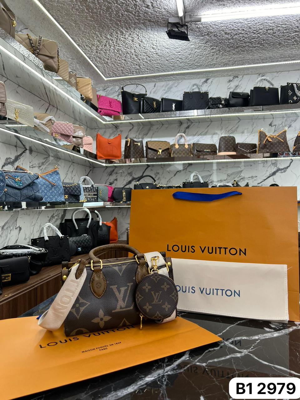 BOLSO LV ONTHEGO EAST WEST