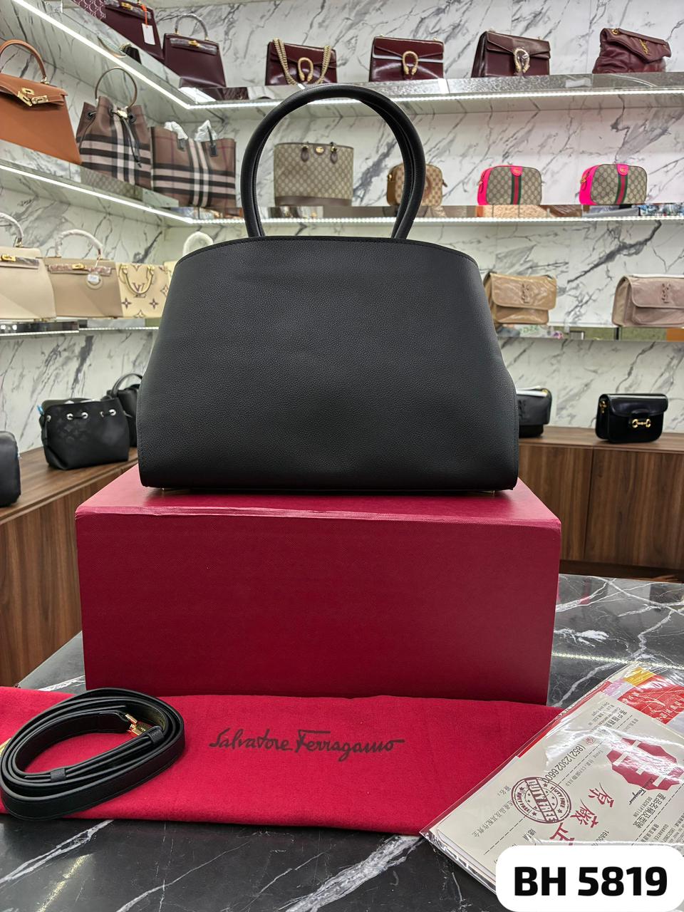 BOLSO FERRAGAMO