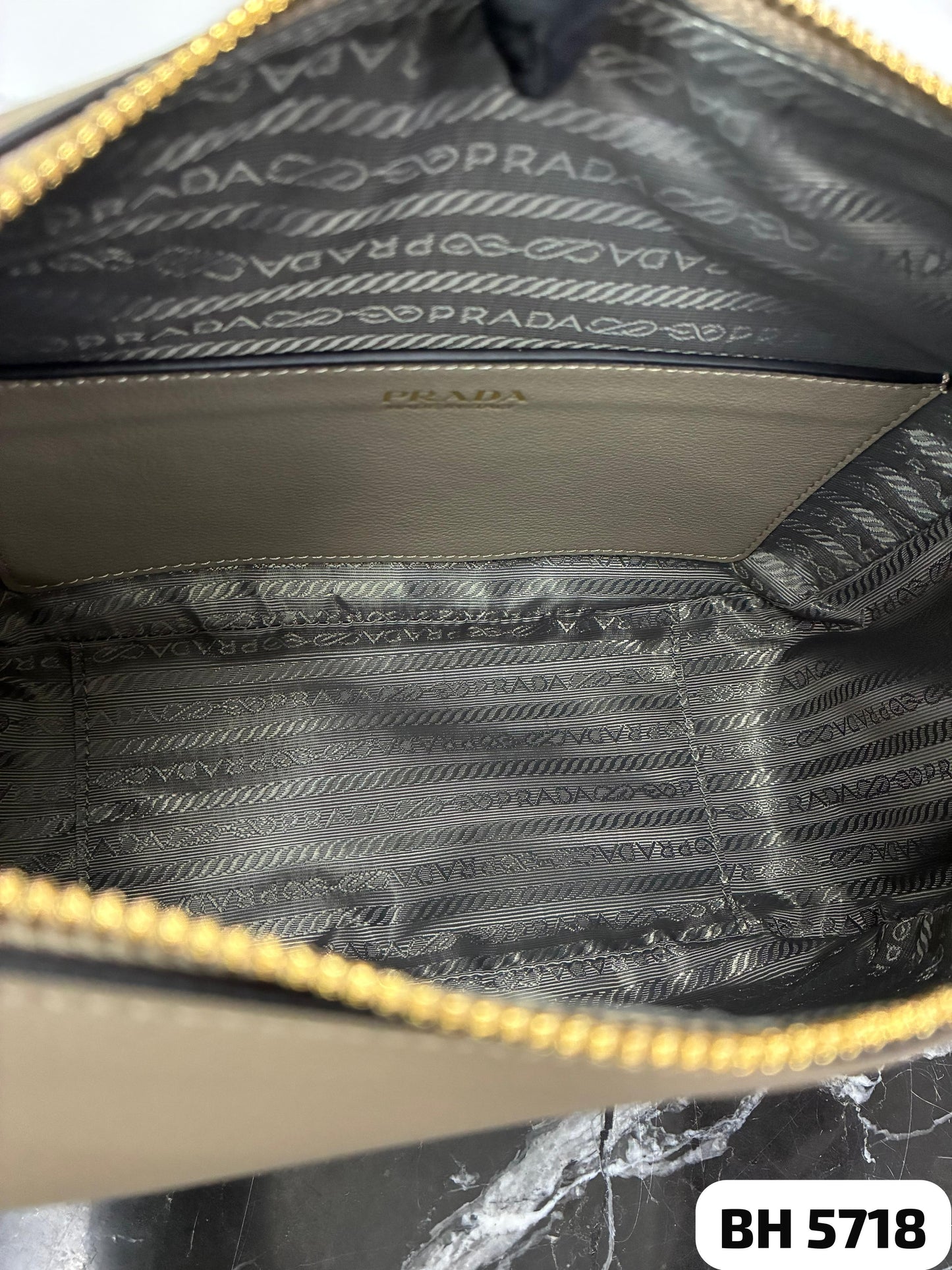 Bolso PRADA 
Darling