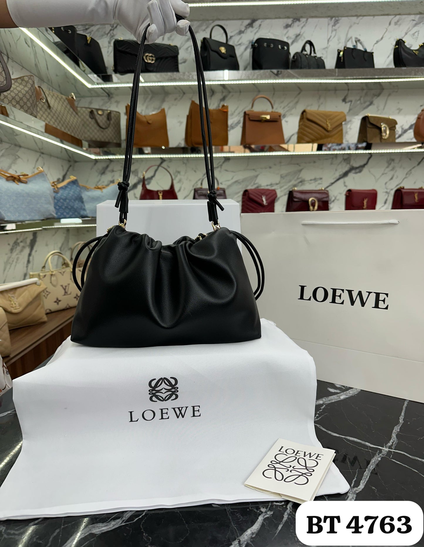 Bolso LOEWE
FLAMENCO