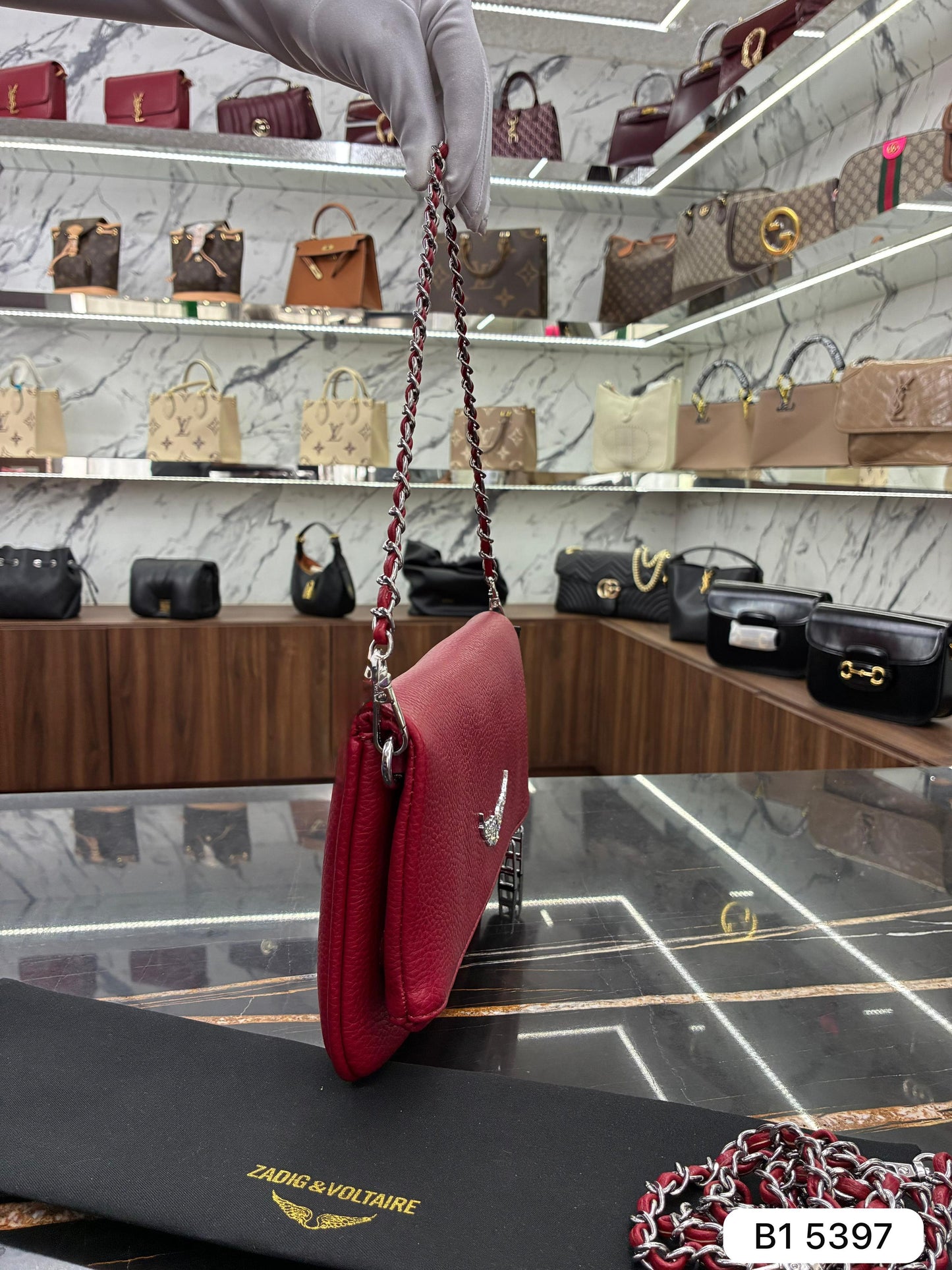 ZADIG & VOLTAIRE