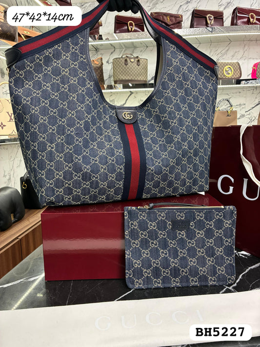 Bolso GUCCI 
TOTE GIGLIO