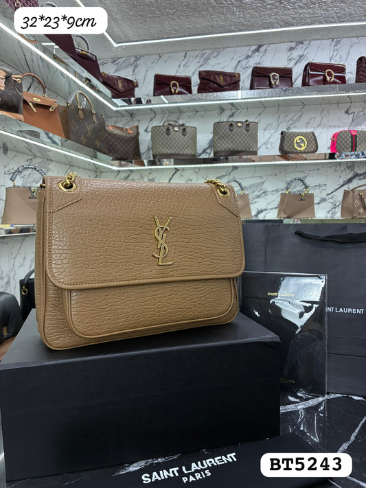 Bolso YSL 
Niki