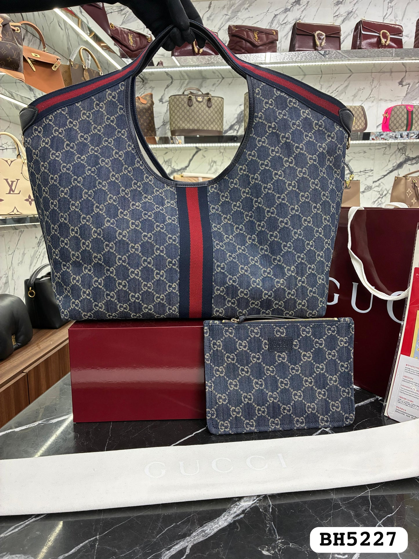 Bolso GUCCI 
TOTE GIGLIO