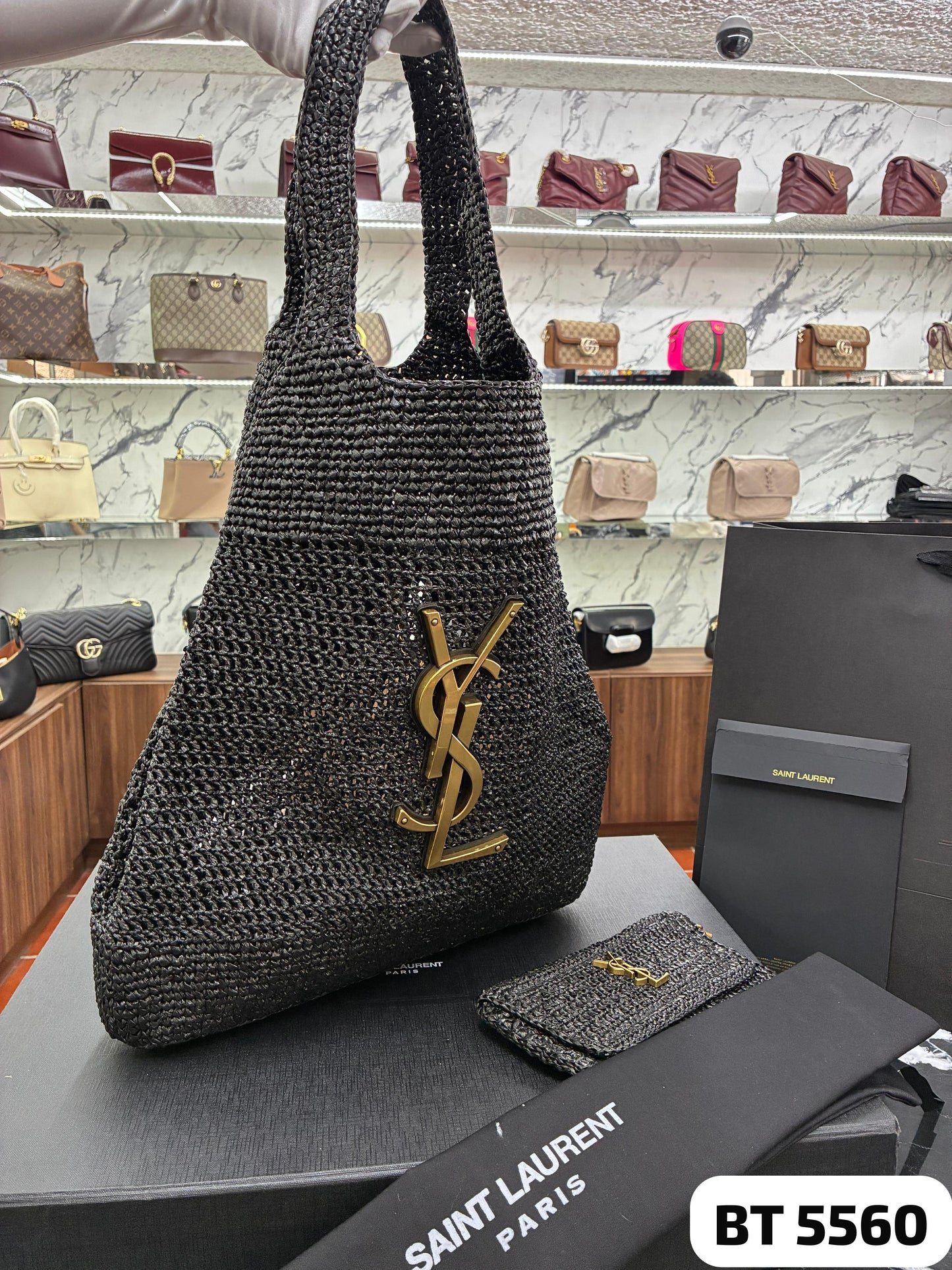 Bolso YSL
Icare ysl rafia