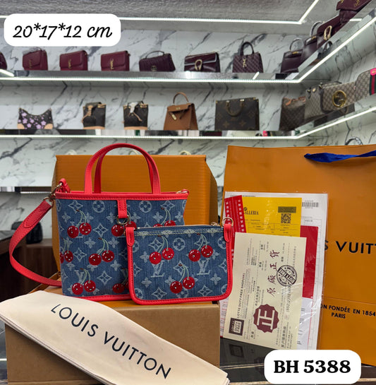 Bolso LV 
Neverfull Inside Out BB