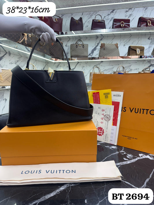 Bolso Capucines GM