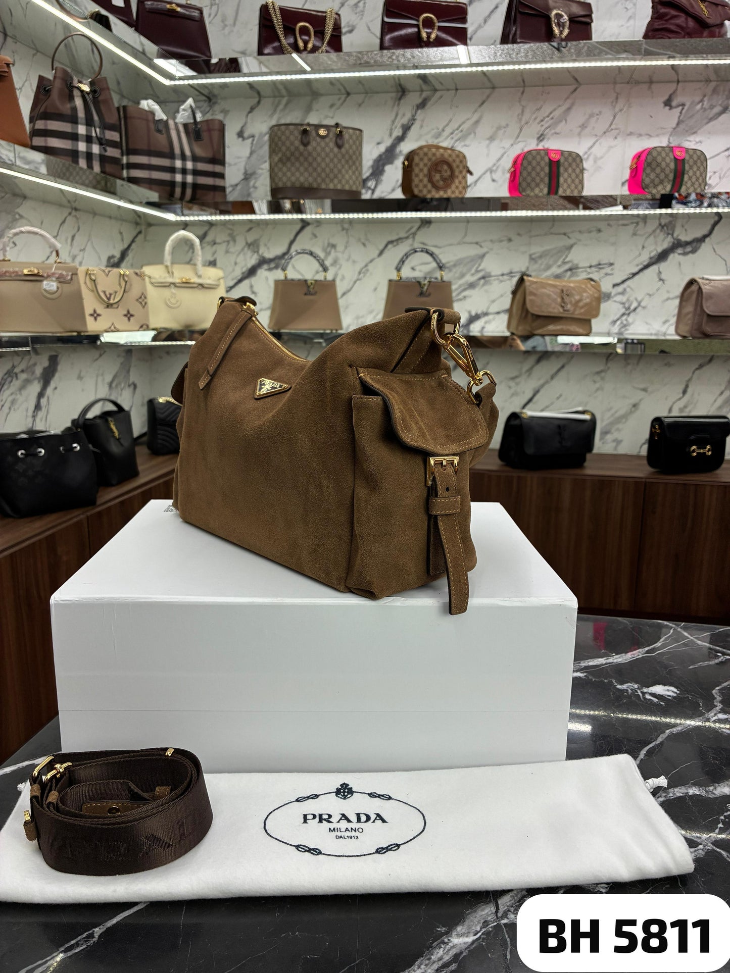 Bolso PRADA 
Explore