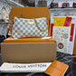 Bolso LV
Liv Pochette