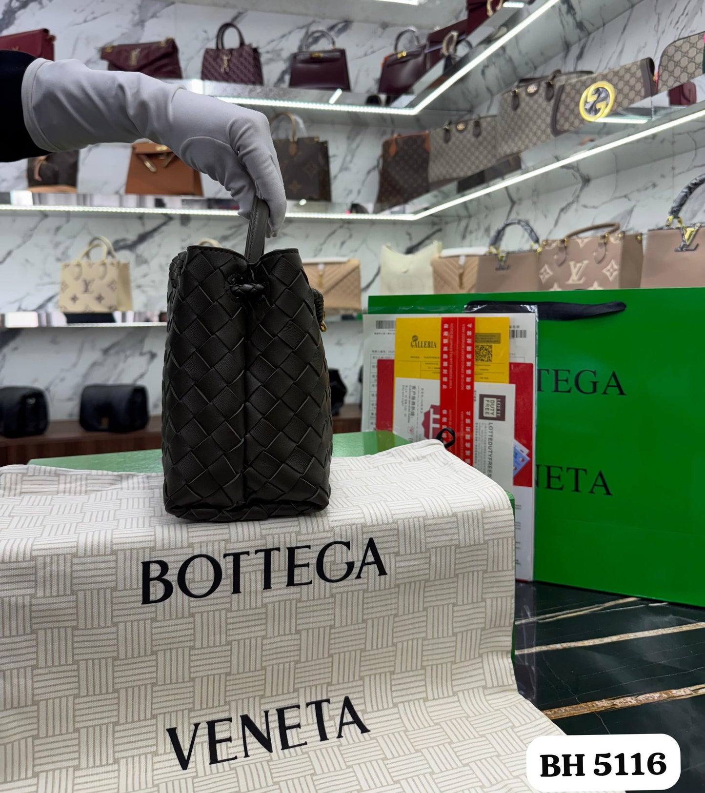 Bolsa BOTTEGA
*Andiamo pequeño*
CÓDIGO (BH5116)