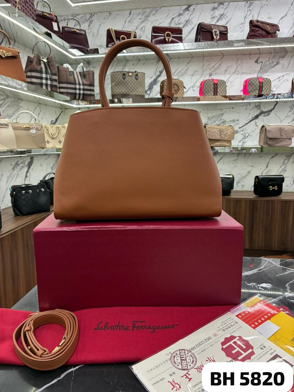 BOLSO FERRAGAMO
