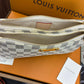 Bolso LV
Liv Pochette