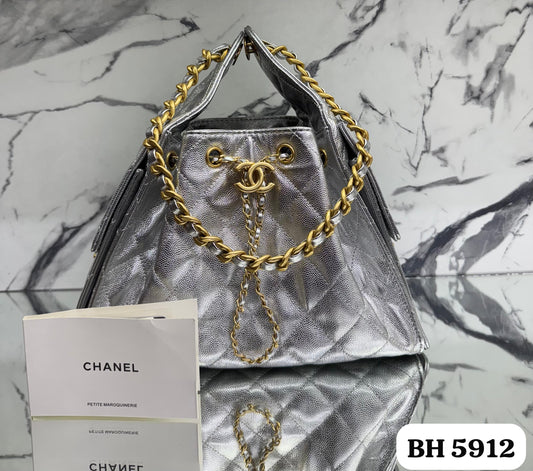 💗Bolso CHANEL 25