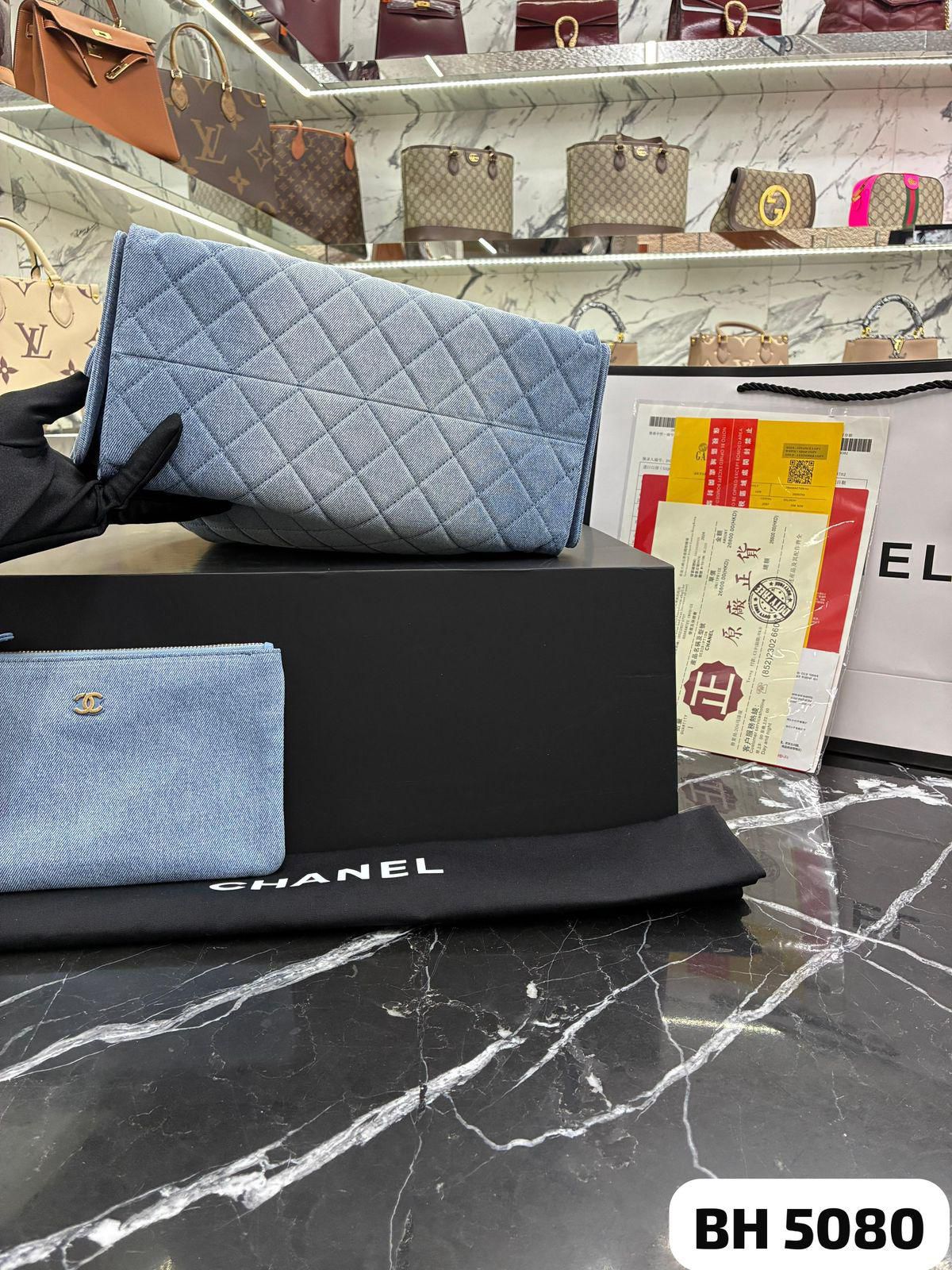 Bolso CHANEL 25