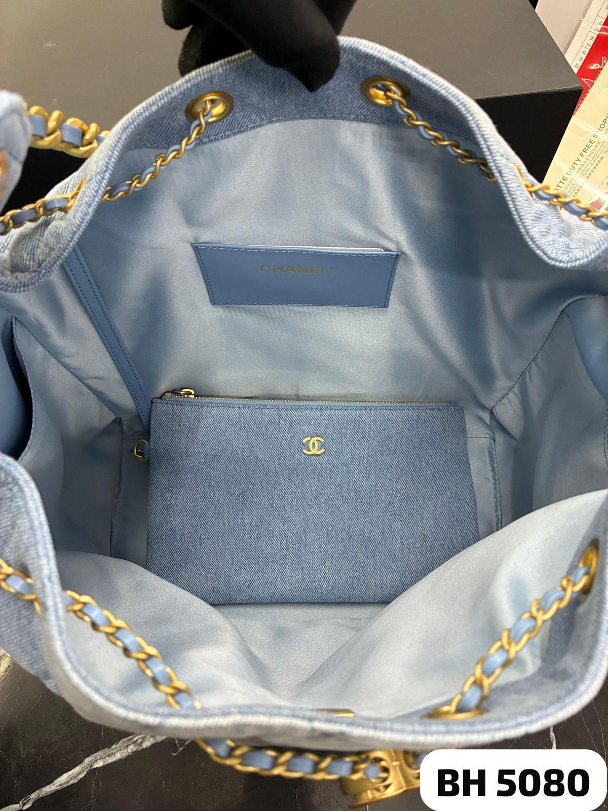 Bolso CHANEL 25