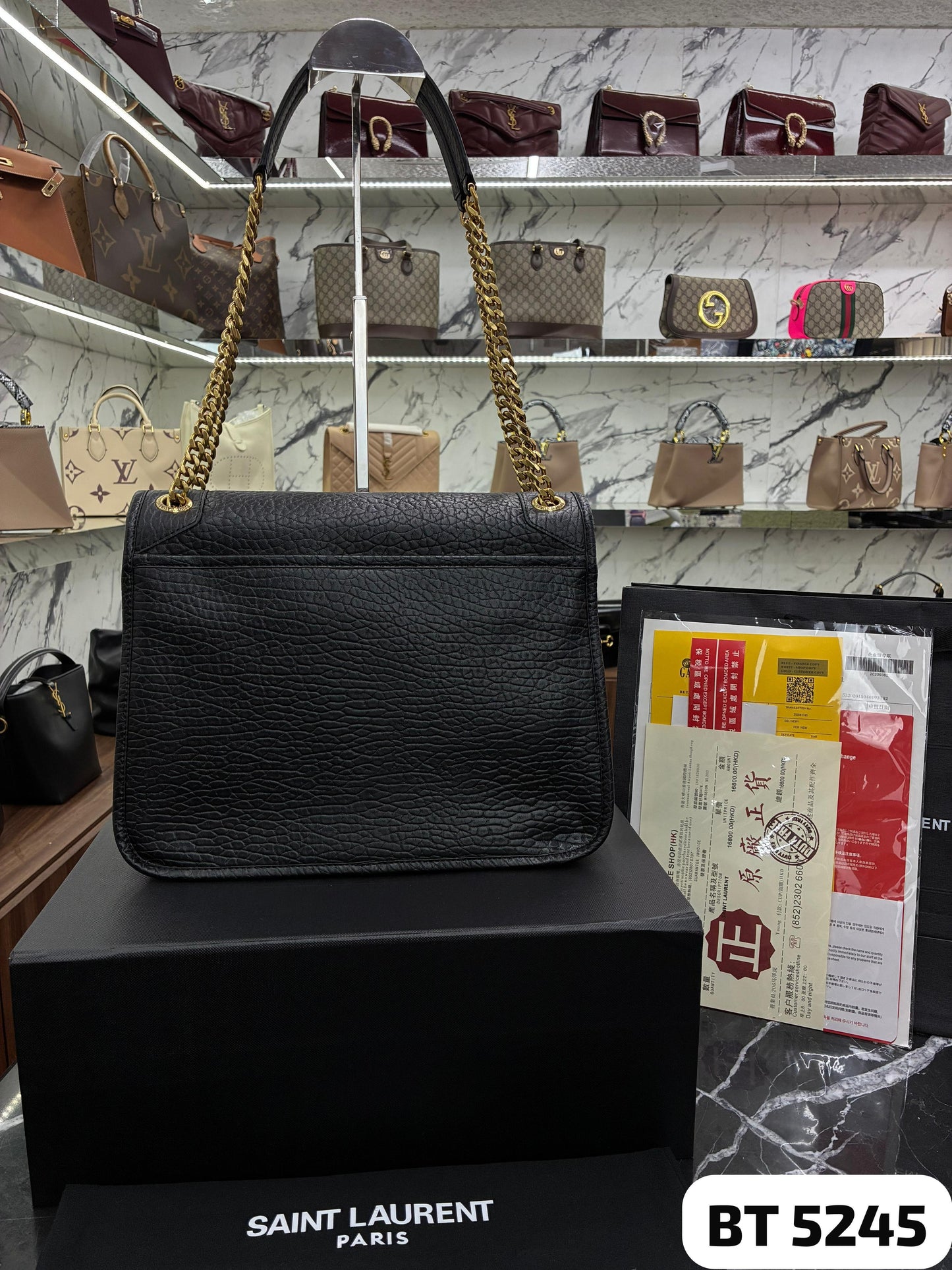 Bolso YSL 
Niki